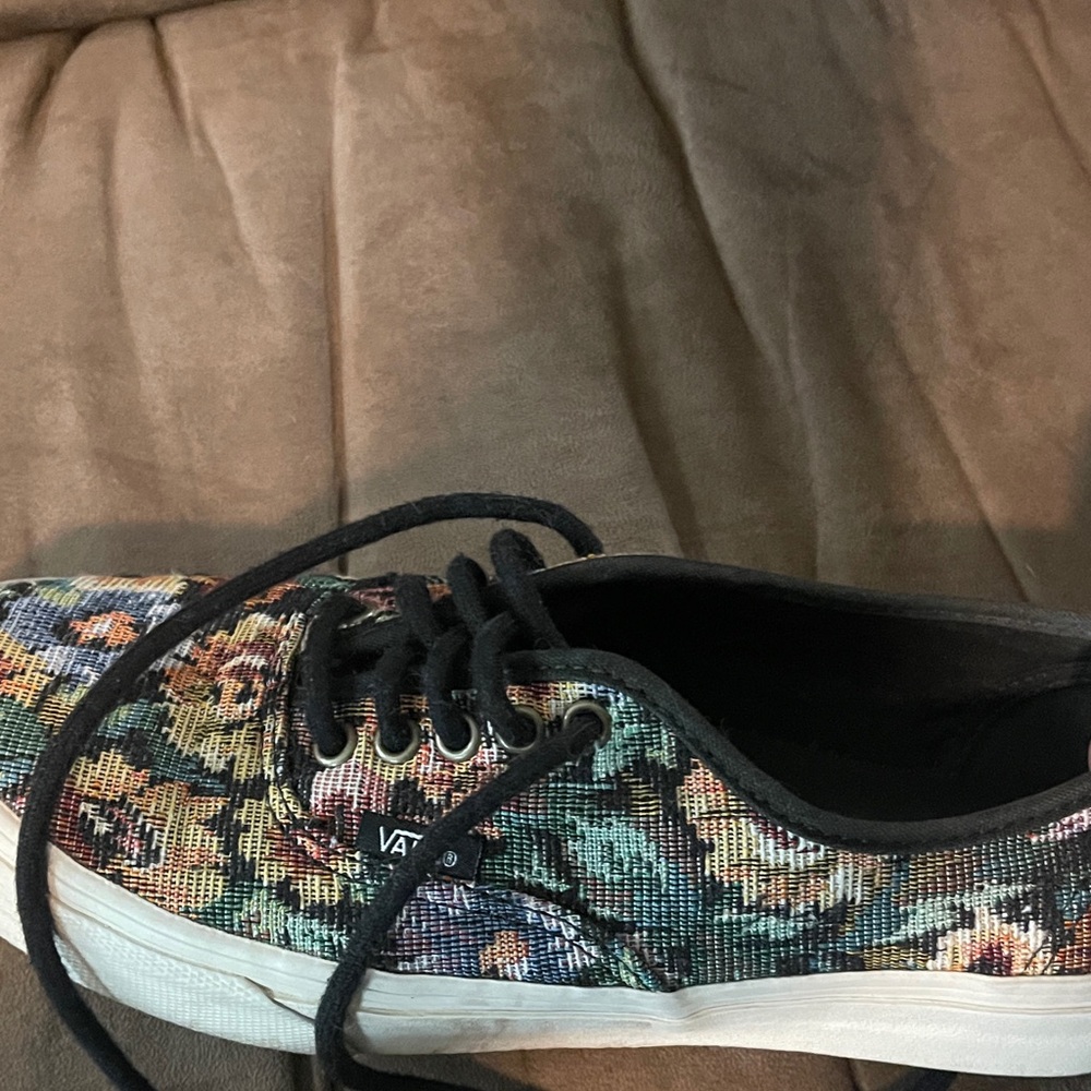 Vans Women's Multicolor Floral Sneakers - Picture 6 of 6